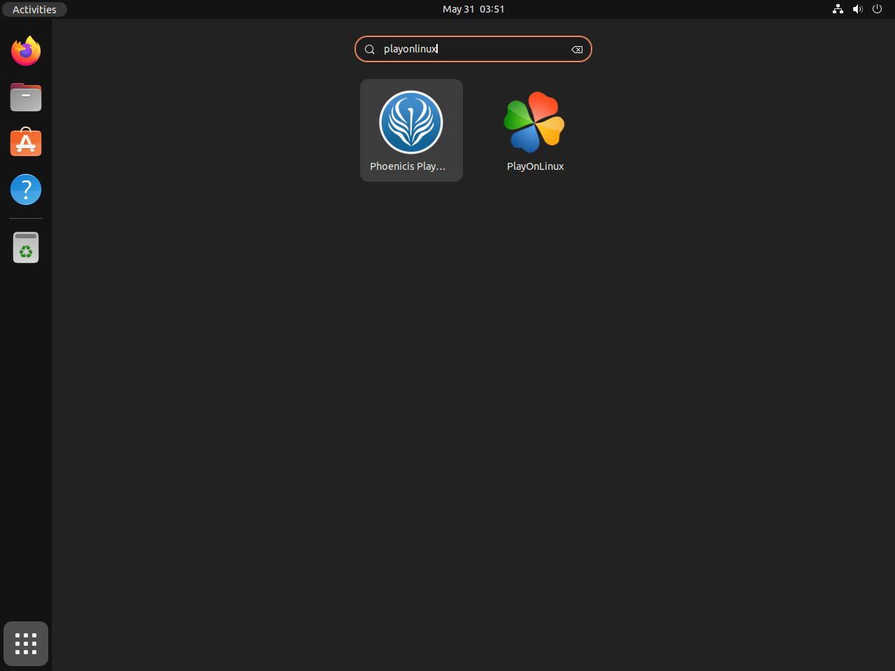 PlayOnLinux application icons displayed on Ubuntu desktop.