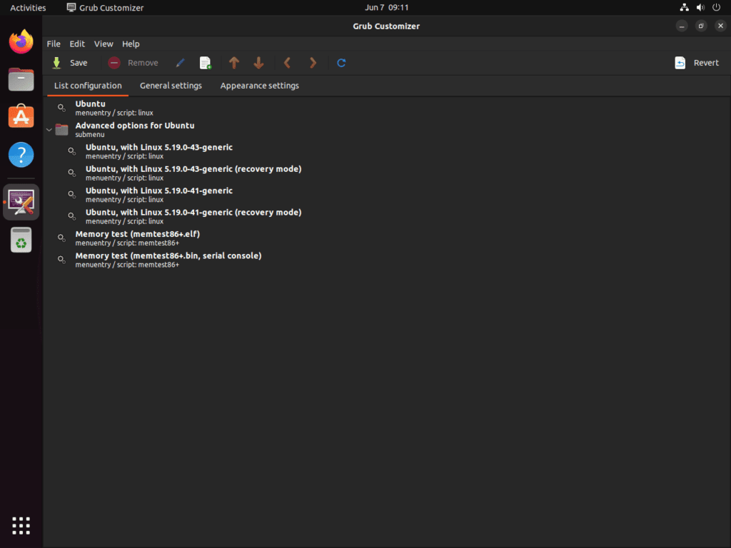 Default user interface of Grub Customizer application with standard grub settings on Ubuntu 22.04 or 20.04 Linux.