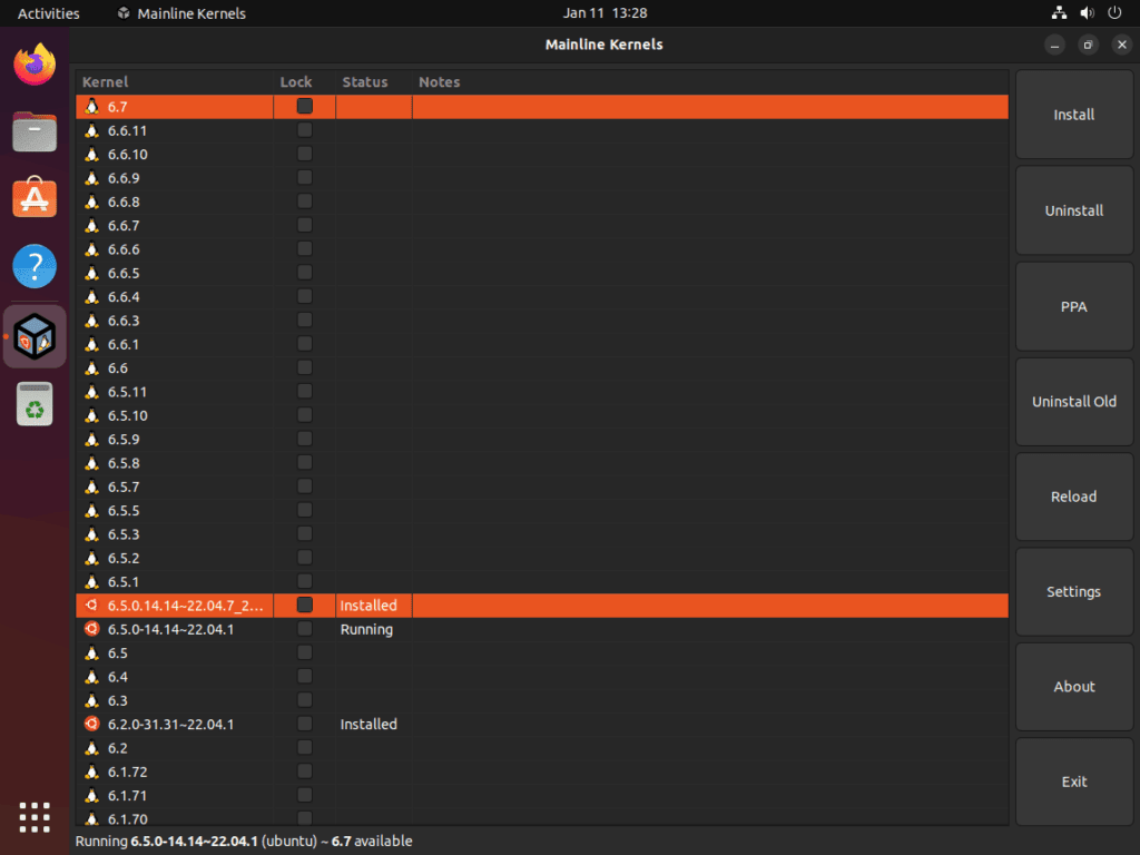 GUI screenshot showing Linux Kernel 6.7 ready for installation.